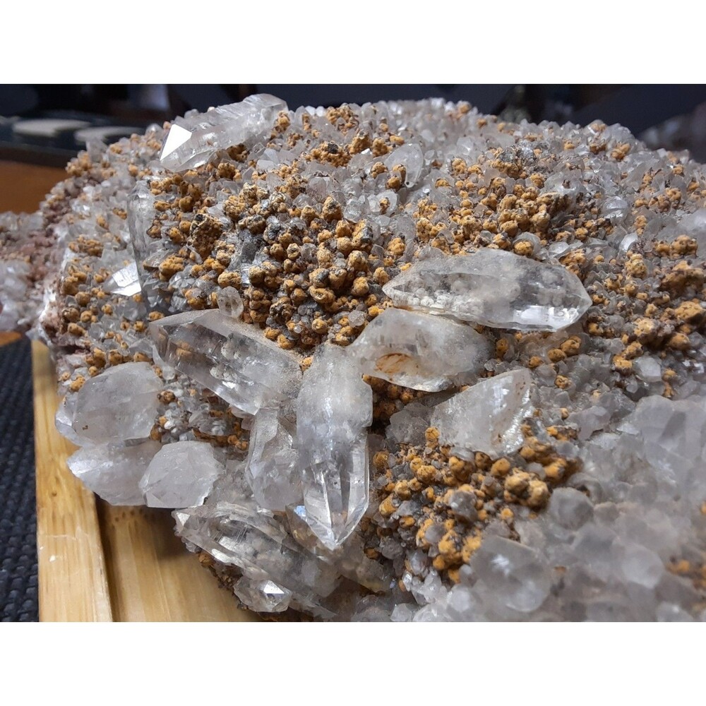 Rare Quartz , Calcite and Stilpnomelane Crystal Cluster from Rocarri Quarry - Picture 5 of 8